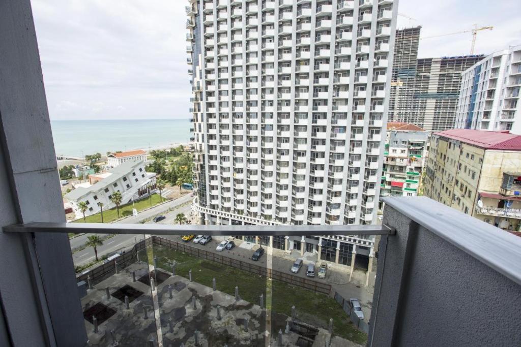 Apartment On Sherif Khimshiashvili Street 15B Batumi Kültér fotó
