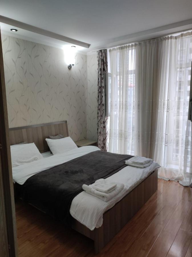Apartment On Sherif Khimshiashvili Street 15B Batumi Kültér fotó