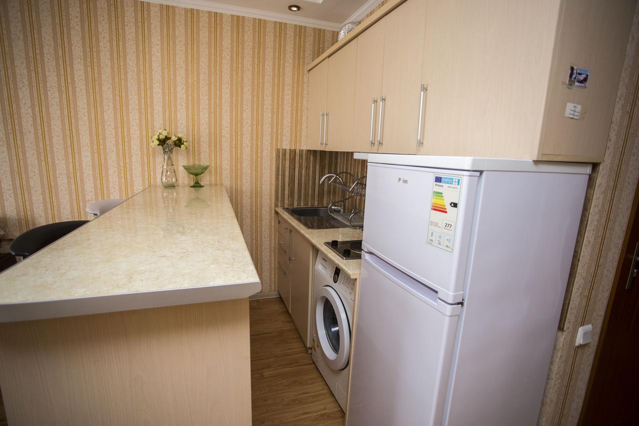 Apartment On Sherif Khimshiashvili Street 15B Batumi Kültér fotó