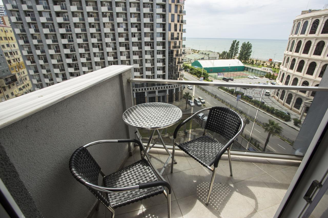 Apartment On Sherif Khimshiashvili Street 15B Batumi Kültér fotó