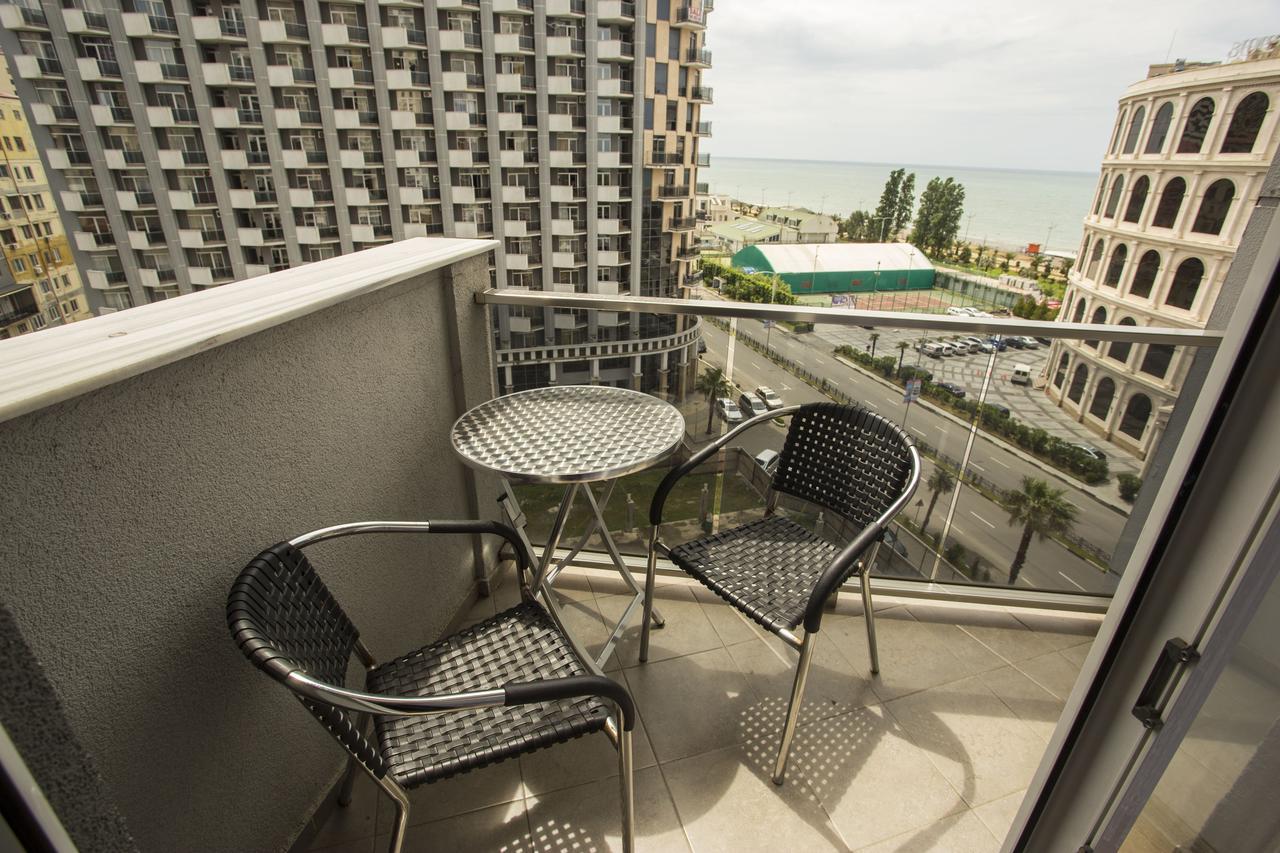 Apartment On Sherif Khimshiashvili Street 15B Batumi Kültér fotó