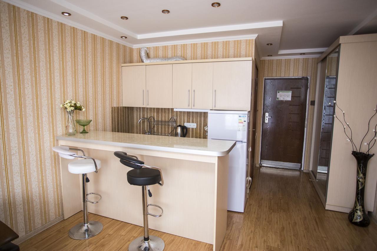 Apartment On Sherif Khimshiashvili Street 15B Batumi Kültér fotó