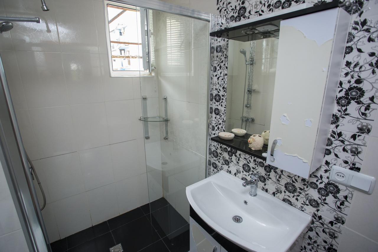 Apartment On Sherif Khimshiashvili Street 15B Batumi Kültér fotó